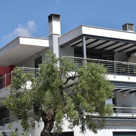Mathesi Sea Front Апартаменты *