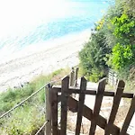 Mathesi Beachfront In Daire Elia Nikitis