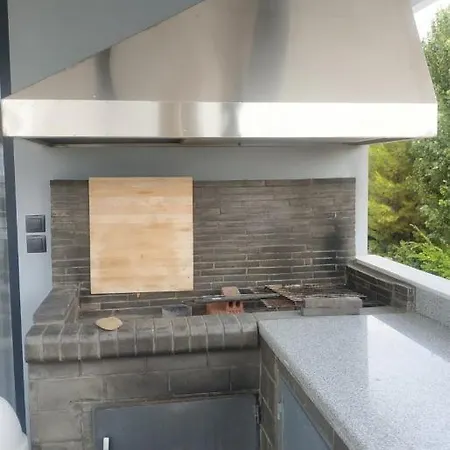 Mathesi Sea Front Apartment Elia Nikitis