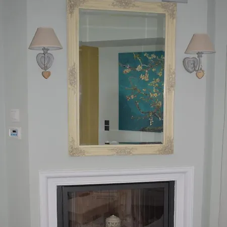 Mathesi Sea Front Apartment